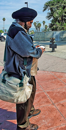 1 Sikh Reading Gospel Literature