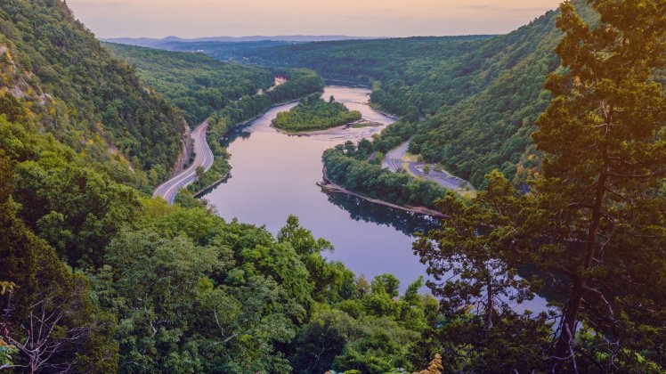delaware-water-gap-nra-istock_46099994_xlarge-sm_1